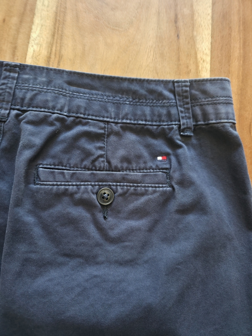 Tommy Hilfiger Preppy Navy Utility Skirt, 100% Cotton, Y2K/2000 Style, Size 6 - Picture 7 of 12